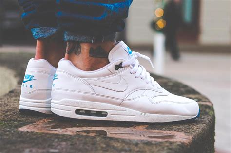 air max 1 foot locker.